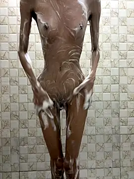 Hotty kaira online show from 10/05/25, 05:17