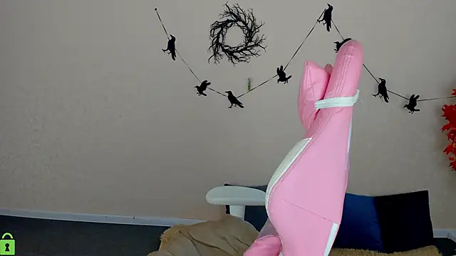 L1na Reeds online show from 11/04/25, 08:57