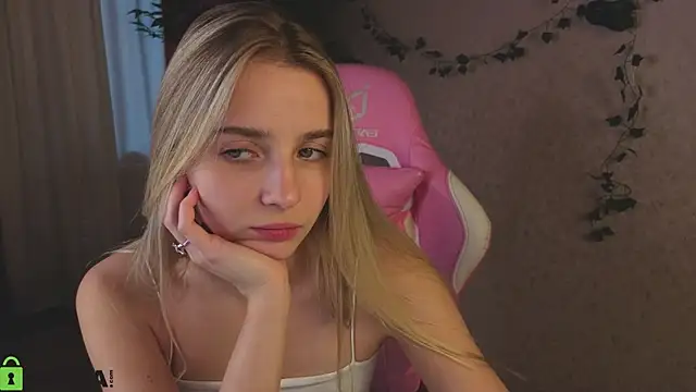 L1na Reeds online show from 04/21/26, 03:02