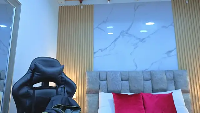 angel  kiss online show from 02/18/26, 11:39