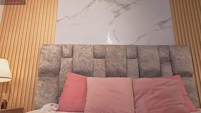 angel  kiss online show from 04/23/26, 12:29