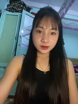 Snapshot of banlinh004 chatting on 03/20/26, 03:50 banlinh004 online show from 03/20/26, 03:50