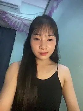 Snapshot of banlinh004 chatting on 05/28/26, 02:58 banlinh004 online show from 05/28/26, 02:58