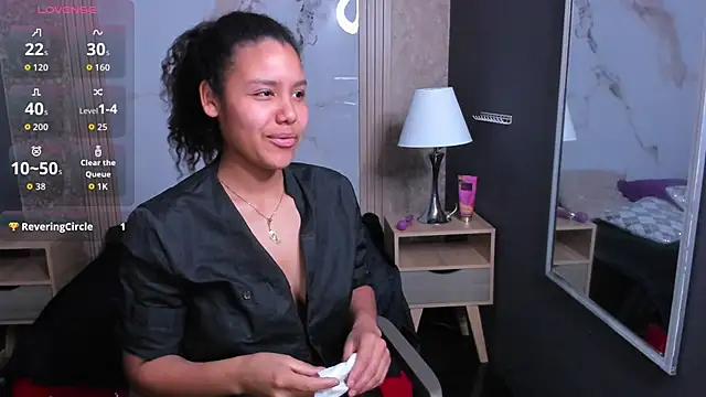 AriaVega online show from 11/15/25, 11:18