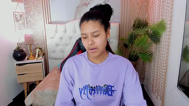 AriaVega online show from 03/27/26, 12:49