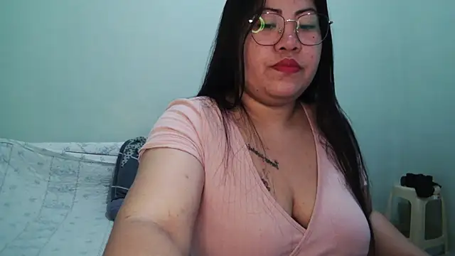 TeaseNPlease 13 online show from 12/15/25, 09:52