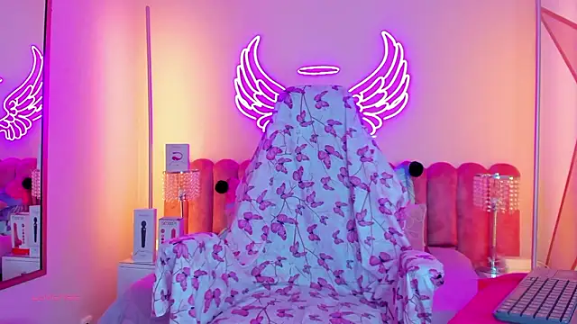 madisson 121 online show from 03/23/26, 01:15