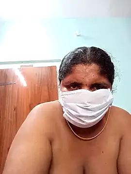 Snapshot of supcpl chatting on 10/10/25, 05:39 supcpl online show from 10/10/25, 05:39