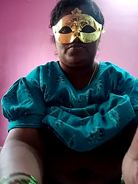 Snapshot of supcpl chatting on 10/21/25, 07:42 supcpl online show from 10/21/25, 07:42