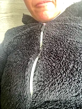 Daiana Andra online show from 11/22/25, 11:20