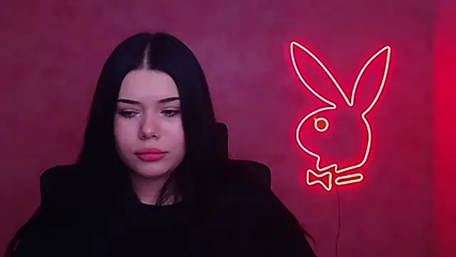 Snapshot of Mona_Esty chatting on 12/22/25, 06:49 Mona Esty online show from 12/22/25, 06:49