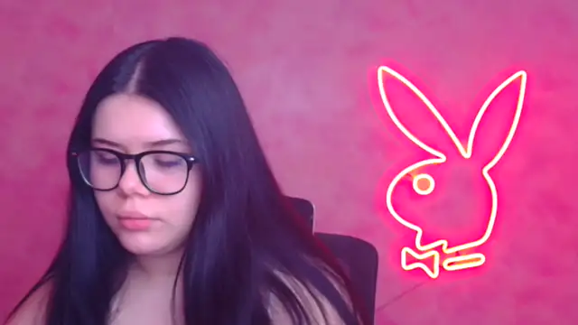 Snapshot of Mona_Esty chatting on 01/08/26, 06:26 Mona Esty online show from 01/08/26, 06:26