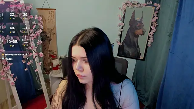 Snapshot of Mona_Esty chatting on 01/19/26, 07:23 Mona Esty online show from 01/19/26, 07:23