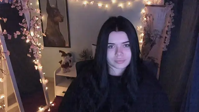 Snapshot of Mona_Esty chatting on 02/02/26, 07:51 Mona Esty online show from 02/02/26, 07:51