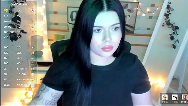 Snapshot of Mona_Esty chatting on 03/02/26, 09:54 Mona Esty online show from 03/02/26, 09:54