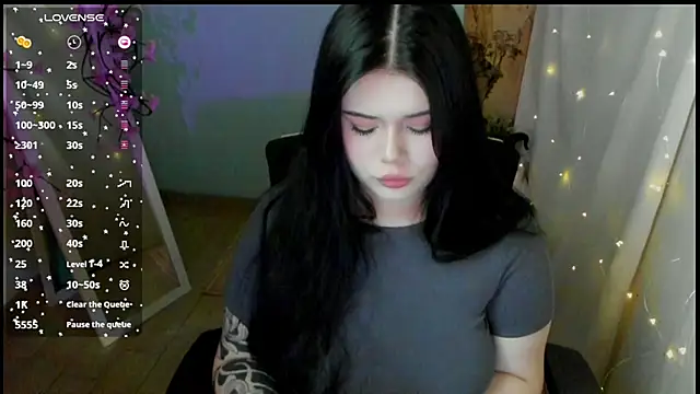 Mona Esty online show from 04/24/26, 01:46