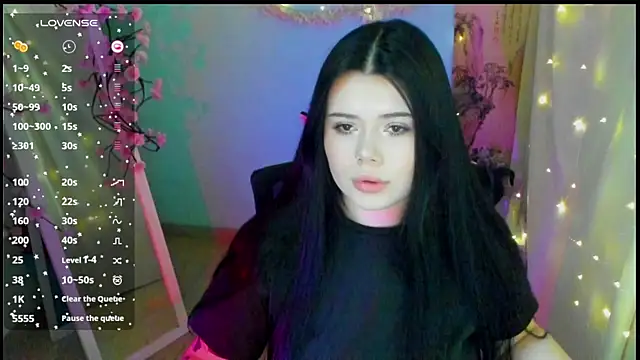 Snapshot of Mona_Esty chatting on 06/20/26, 06:38 Mona Esty online show from 06/20/26, 06:38