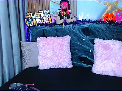 sthephylittle online show from 10/13/25, 06:52