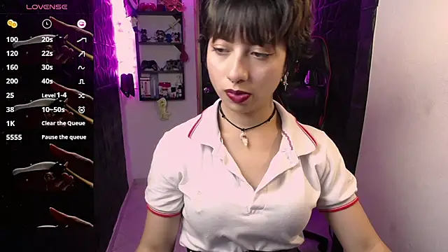 Snapshot of lunarichy22 chatting on 05/27/26, 08:06 lunarichy22 online show from 05/27/26, 08:06