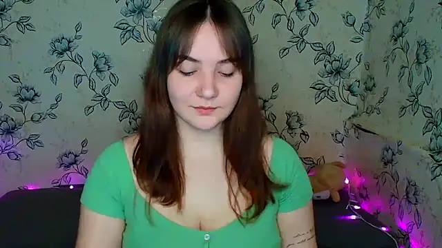 OliviaMontgommery online show from 04/25/26, 11:57