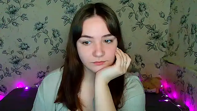 OliviaMontgommery online show from 04/26/26, 05:16