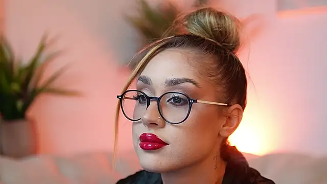 AileenKiss online show from 10/20/25, 06:41