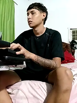 Luisneljc online show from 02/18/26, 07:10