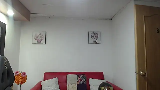 Snapshot of Andy_Eagleton_20_ chatting on 06/09/26, 02:45 Andy Eagleton 20 online show from 06/09/26, 02:45