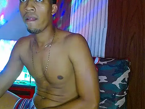 Snapshot of andreswj_bigcock23 chatting on 10/03/25, 06:32 andreswj bigcock23 online show from 10/03/25, 06:32