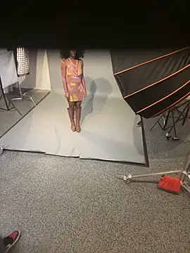 Snapshot of Giselledabodyyy chatting on 10/06/25, 01:14 Giselledabodyyy online show from 10/06/25, 01:14