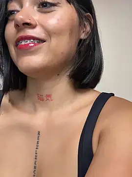 Snapshot of Qadeshoficial chatting on 11/26/25, 09:16 Qadeshoficial online show from 11/26/25, 09:16