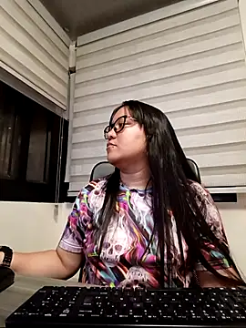 Snapshot of Xander_Taylor_ chatting on 10/10/25, 04:22 Xander Taylor online show from 10/10/25, 04:22