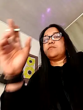 Snapshot of Xander_Taylor_ chatting on 11/22/25, 06:56 Xander Taylor online show from 11/22/25, 06:56