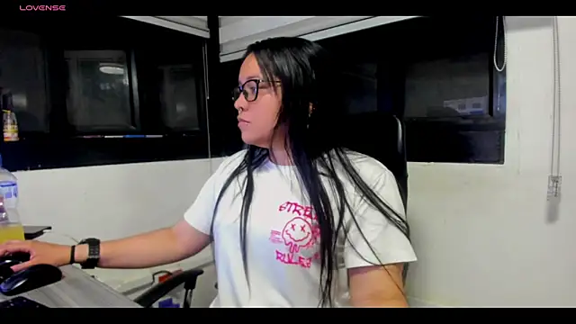 Snapshot of Xander_Taylor_ chatting on 12/04/25, 05:28 Xander Taylor online show from 12/04/25, 05:28