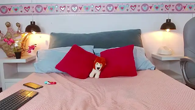 Suzy1  online show from 01/06/26, 07:50