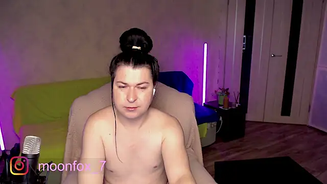 micromouse mo online show from 04/09/26, 11:54