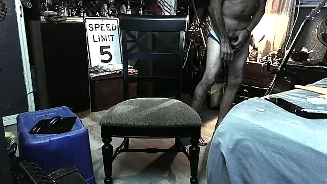 Tommy Love23 online show from 04/05/26, 04:20