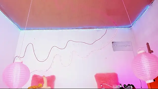 shannon kinne  online show from 12/03/25, 06:39