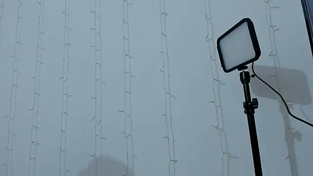 lili latina47 online show from 10/28/25, 01:20