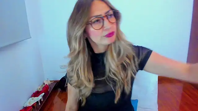 Velourmuse online show from 07/14/26, 02:05