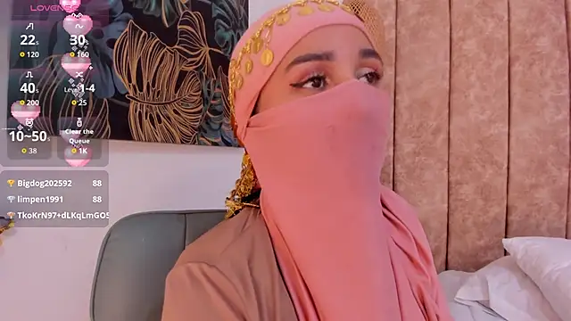 Snapshot of _alishaa_c chatting on 10/28/25, 08:07 alishaa c online show from 10/28/25, 08:07