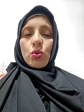 Aafsha  online show from 11/30/25, 09:24