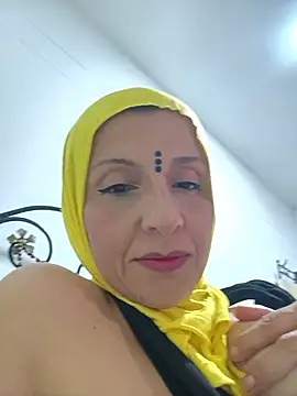 Aafsha  online show from 06/04/26, 07:09