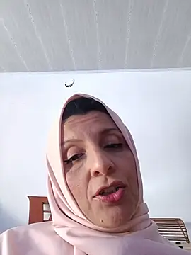 Aafsha  online show from 06/24/26, 08:52