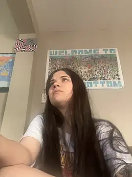 Snapshot of Jynx420friendly chatting on 05/16/26, 10:19 Jynx420friendly online show from 05/16/26, 10:19