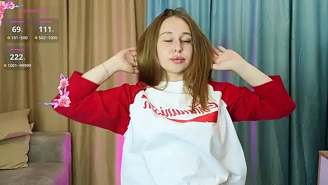 Snapshot of sleepjoi chatting on 10/14/25, 01:56 sleepjoi online show from 10/14/25, 01:56