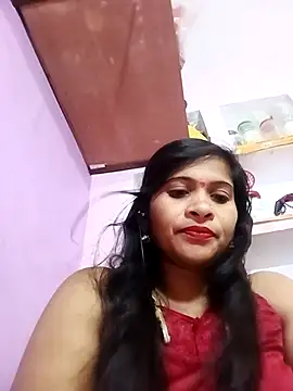 Snapshot of Priyanka_hot54 chatting on 10/17/25, 08:33 Priyanka hot54 online show from 10/17/25, 08:33