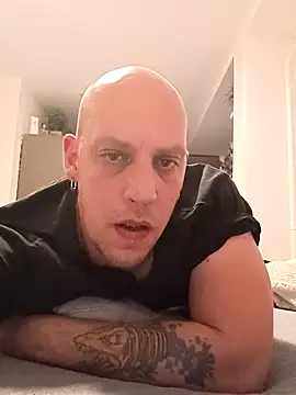 Kobradera1984 online show from 10/17/25, 03:58