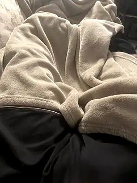 4dagals online show from 10/03/25, 08:11