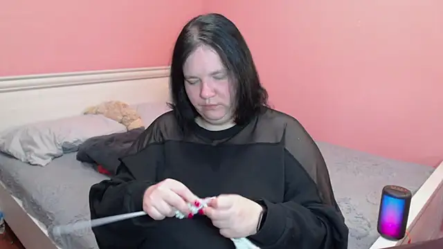  alexandra ray  online show from 11/25/25, 08:58